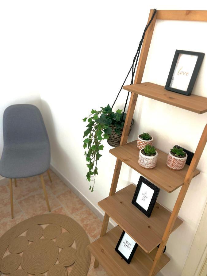 Casa Polly 2 - Ampio E Comodo Appartamento A Voghera Kültér fotó